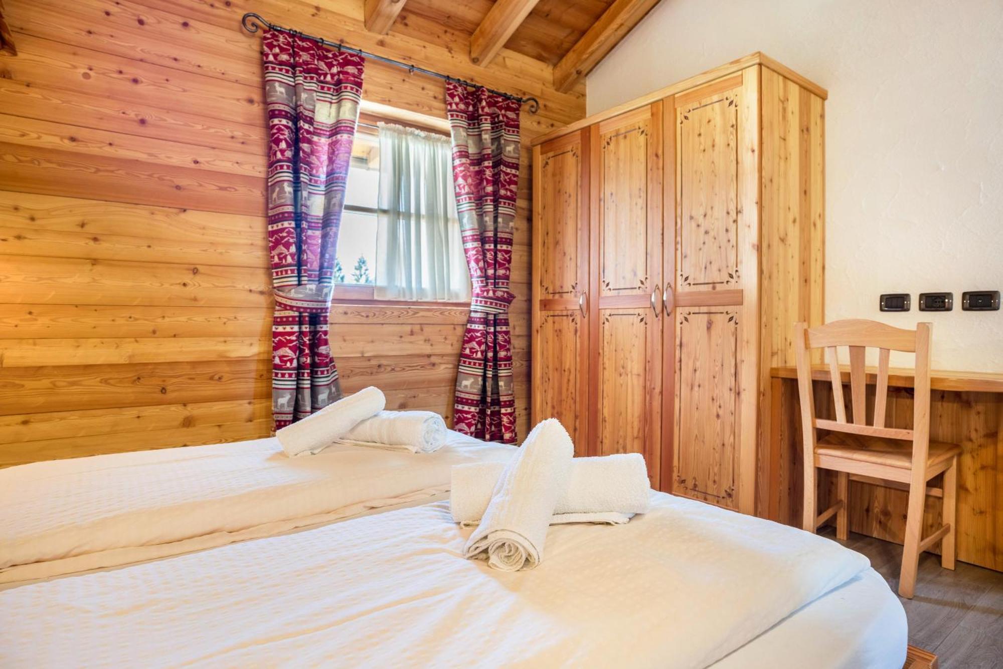 Chalet Camping Fae 1 Madonna di Campiglio Ngoại thất bức ảnh