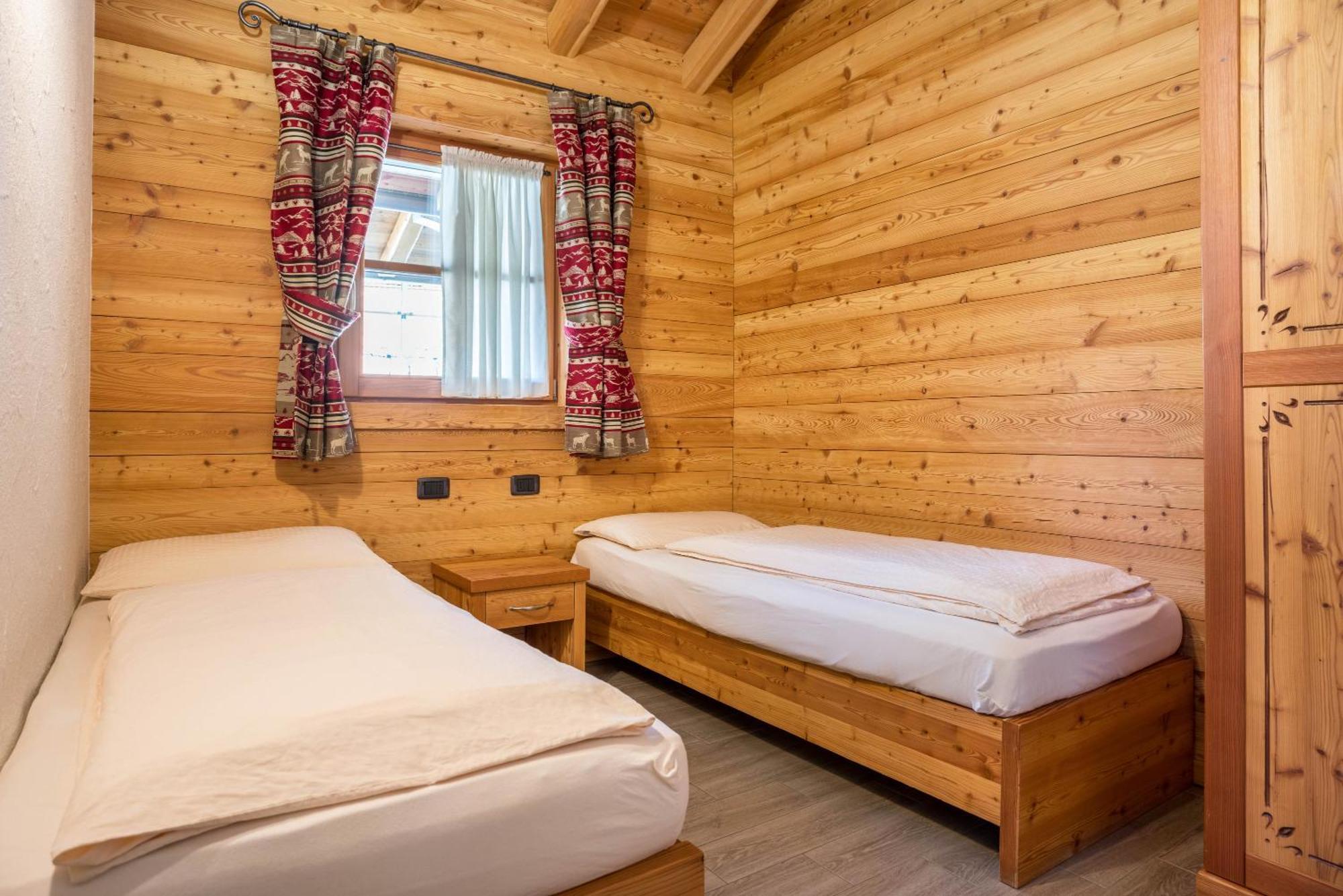 Chalet Camping Fae 1 Madonna di Campiglio Ngoại thất bức ảnh